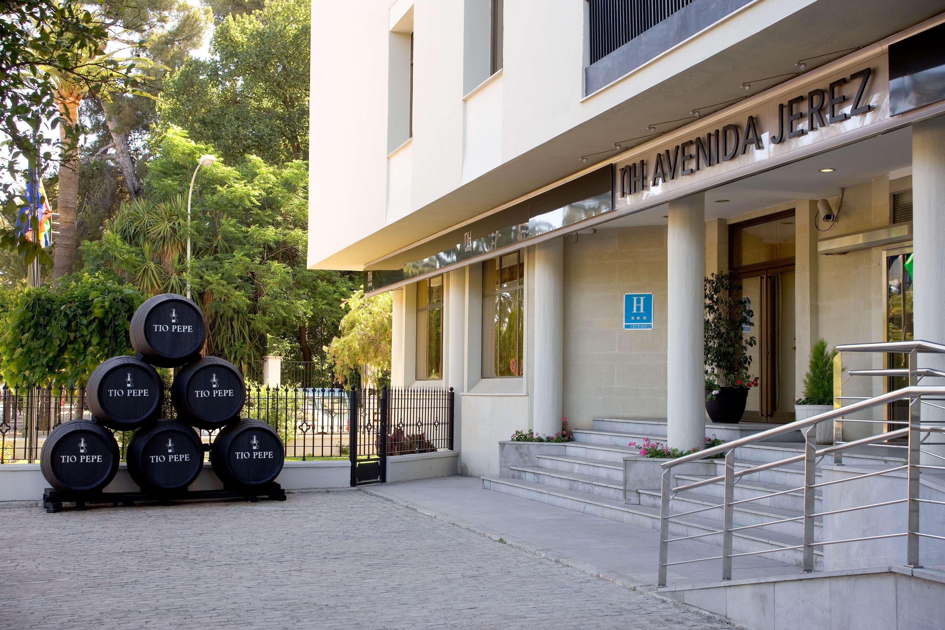 Отель Nh Avenida Jerez Херес-де-ла-Фронтера Экстерьер фото